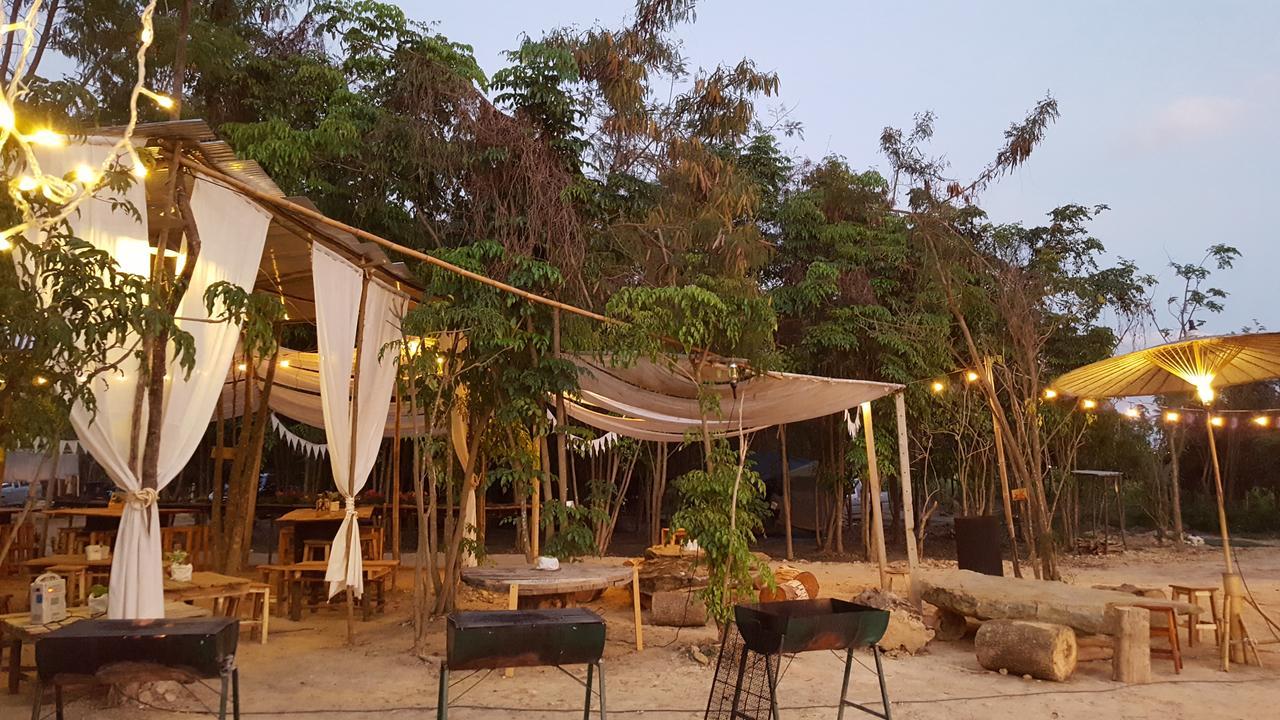 Hotel Camp Story Chiangmai à Chiang Mai Extérieur photo