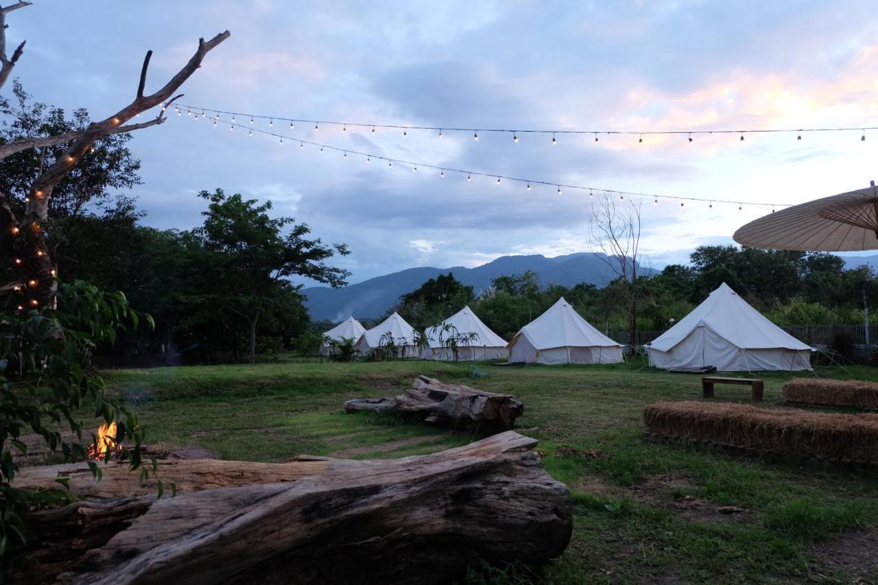 Hotel Camp Story Chiangmai à Chiang Mai Extérieur photo