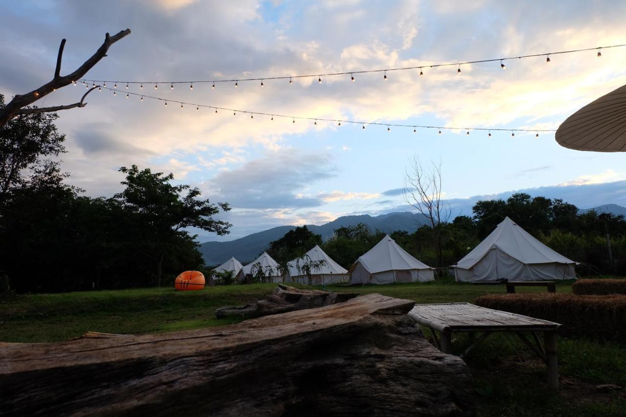Hotel Camp Story Chiangmai à Chiang Mai Extérieur photo